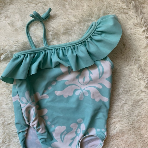BABY GAP | One Piece Bathing Suit - Picture 2 of 5